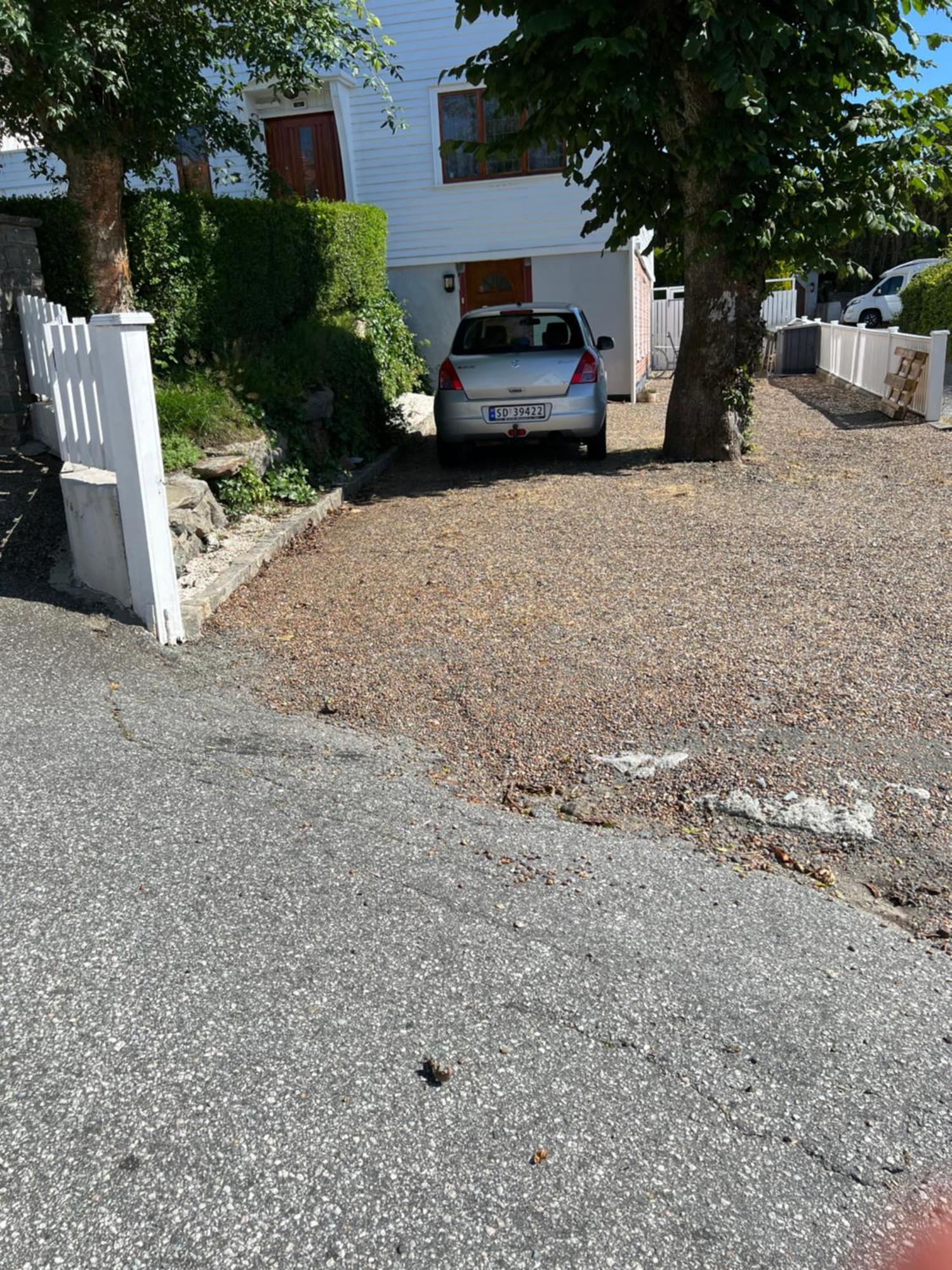 Lite Hus Med Egen Inngang - Sentral Beliggenhet Хёугесунн Экстерьер фото